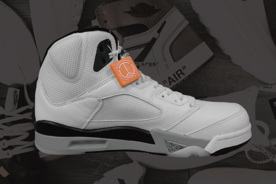 sneakers-wraptag sneakers-wraptag